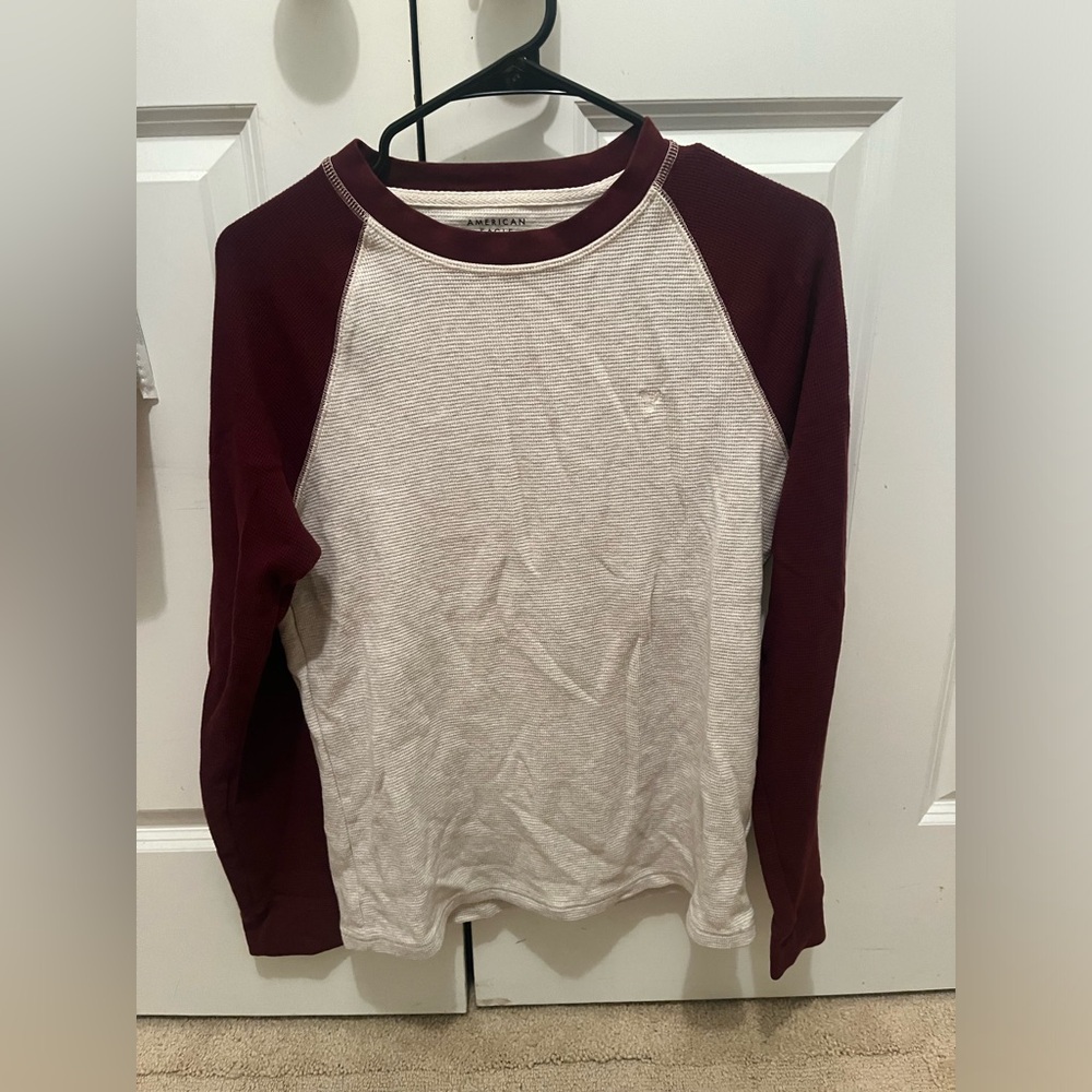 Men’s American Eagle Long Sleeve - Small - Bundle